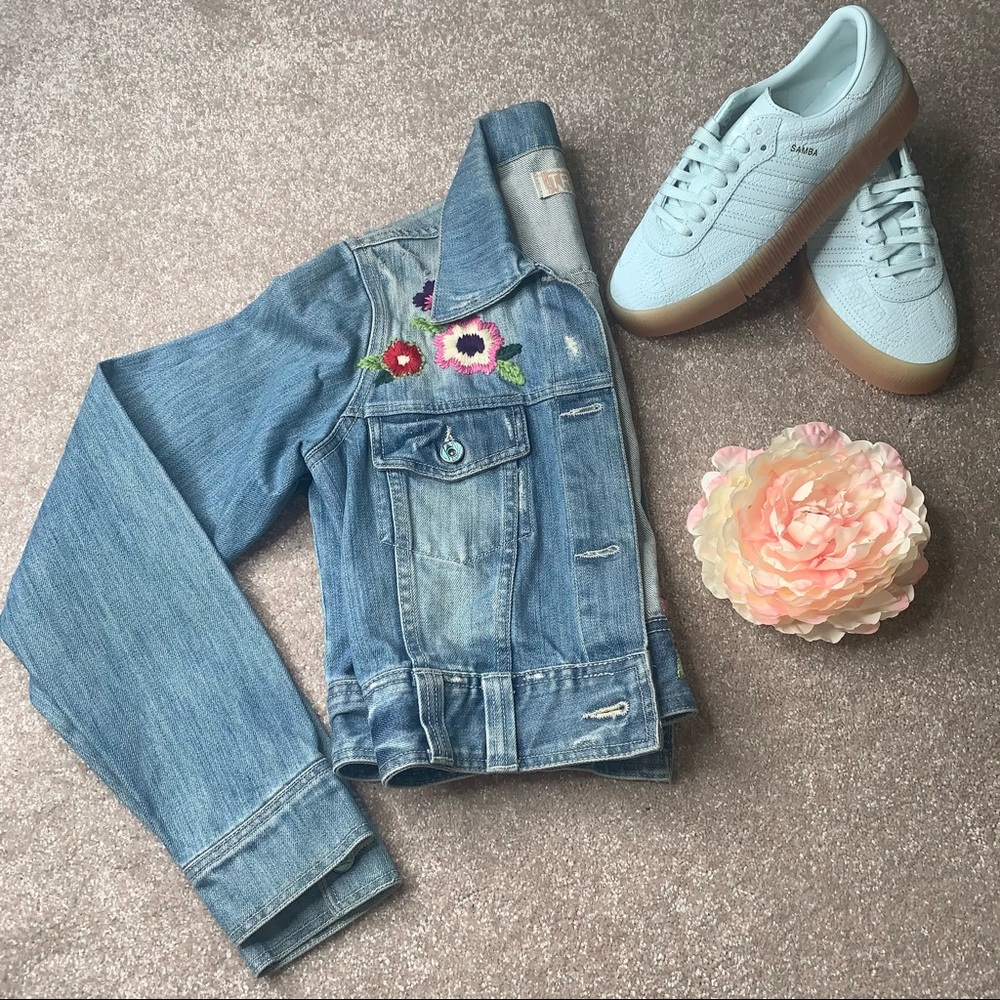 TRF 100% Distressed Embroided Cropped Denim Jacket